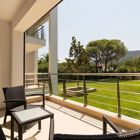 Villa Samaya