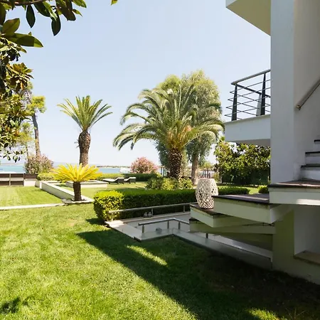 Villa Samaya